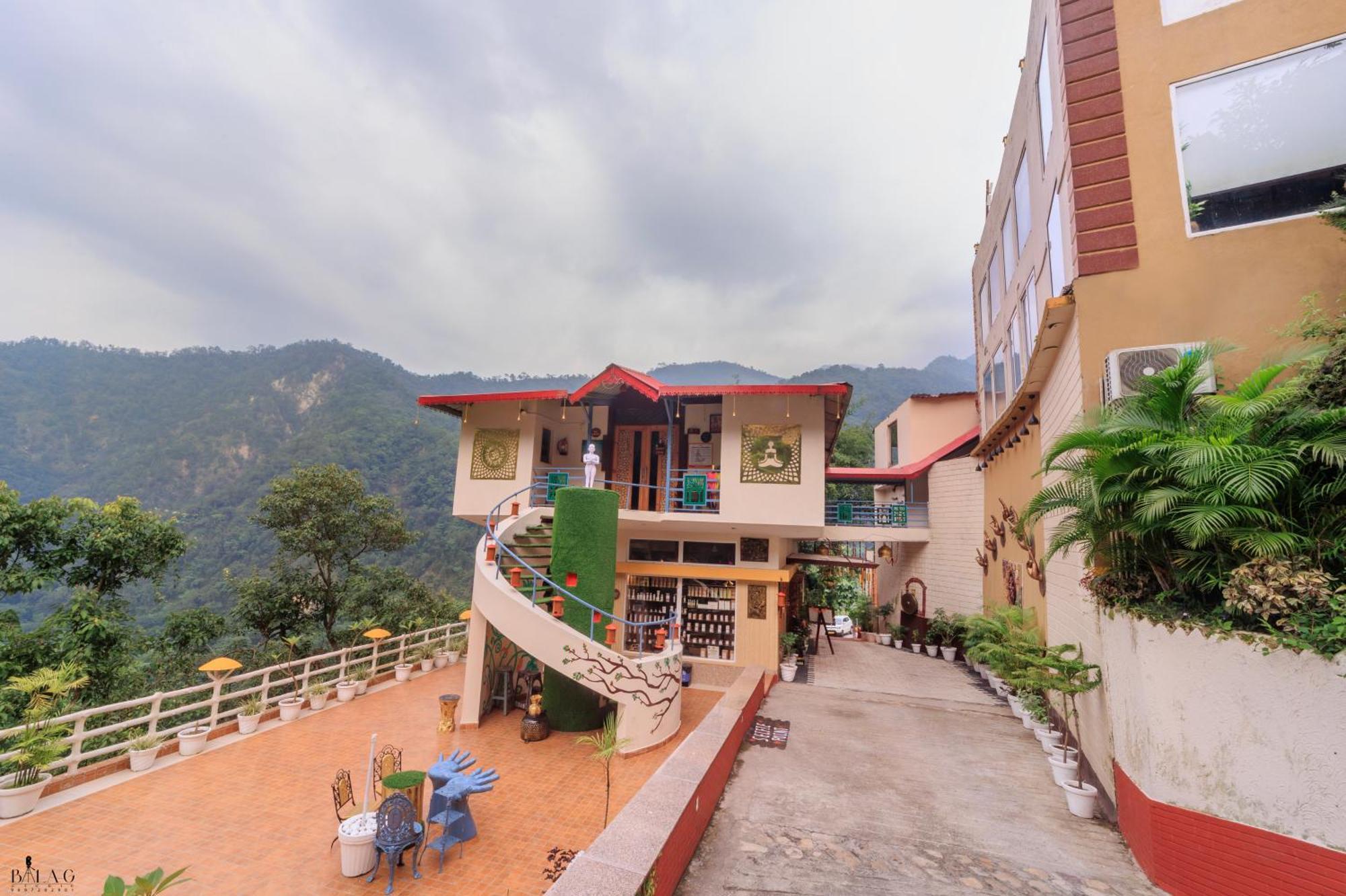 Hotel Veda5 Ayurveda & Yoga Retreat Rishīkesh Exterior foto